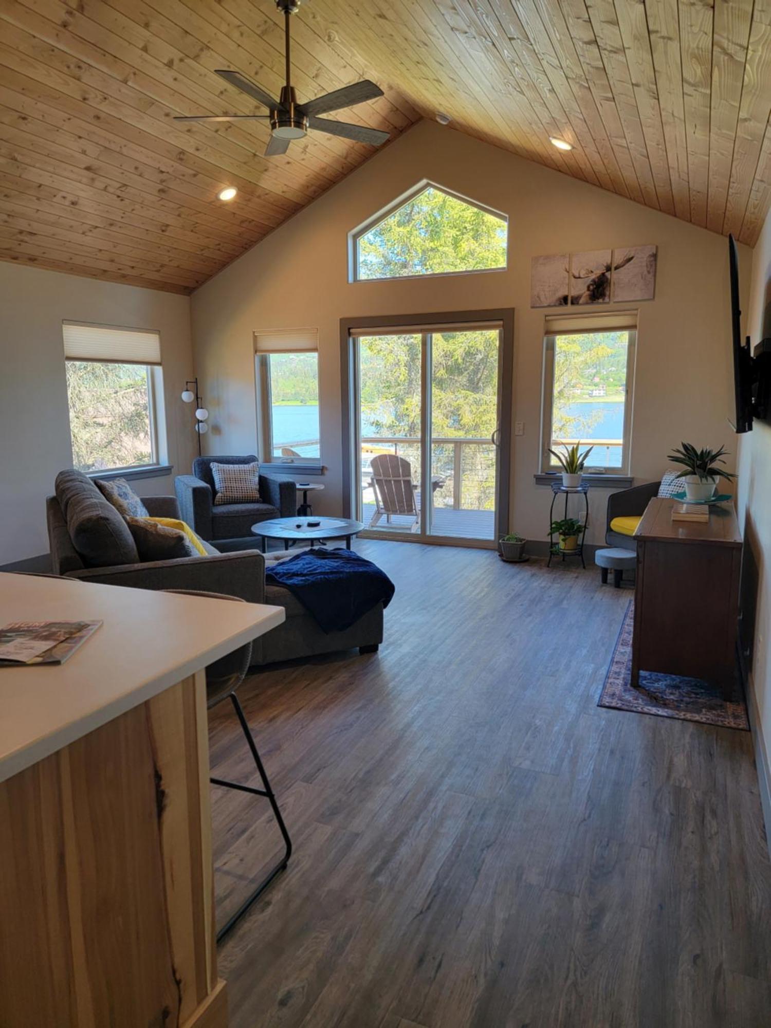 Lakeshore Lodging Suites Homer Buitenkant foto